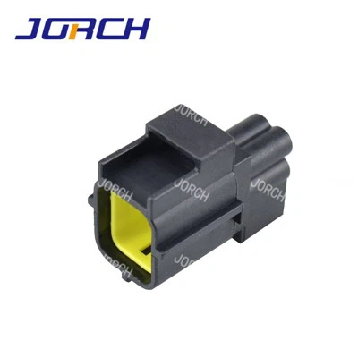 4 kontaktiga isane veekindel elektriline autode pistik 184246-1